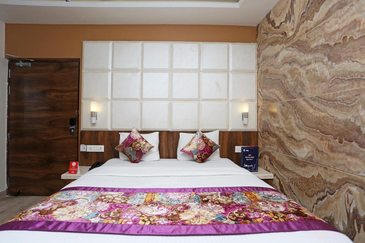 แคปิตัล โอ 12172 โฮเต็ล ทีป พรีเมียม Hotel กานปูร์ ภายนอก รูปภาพ